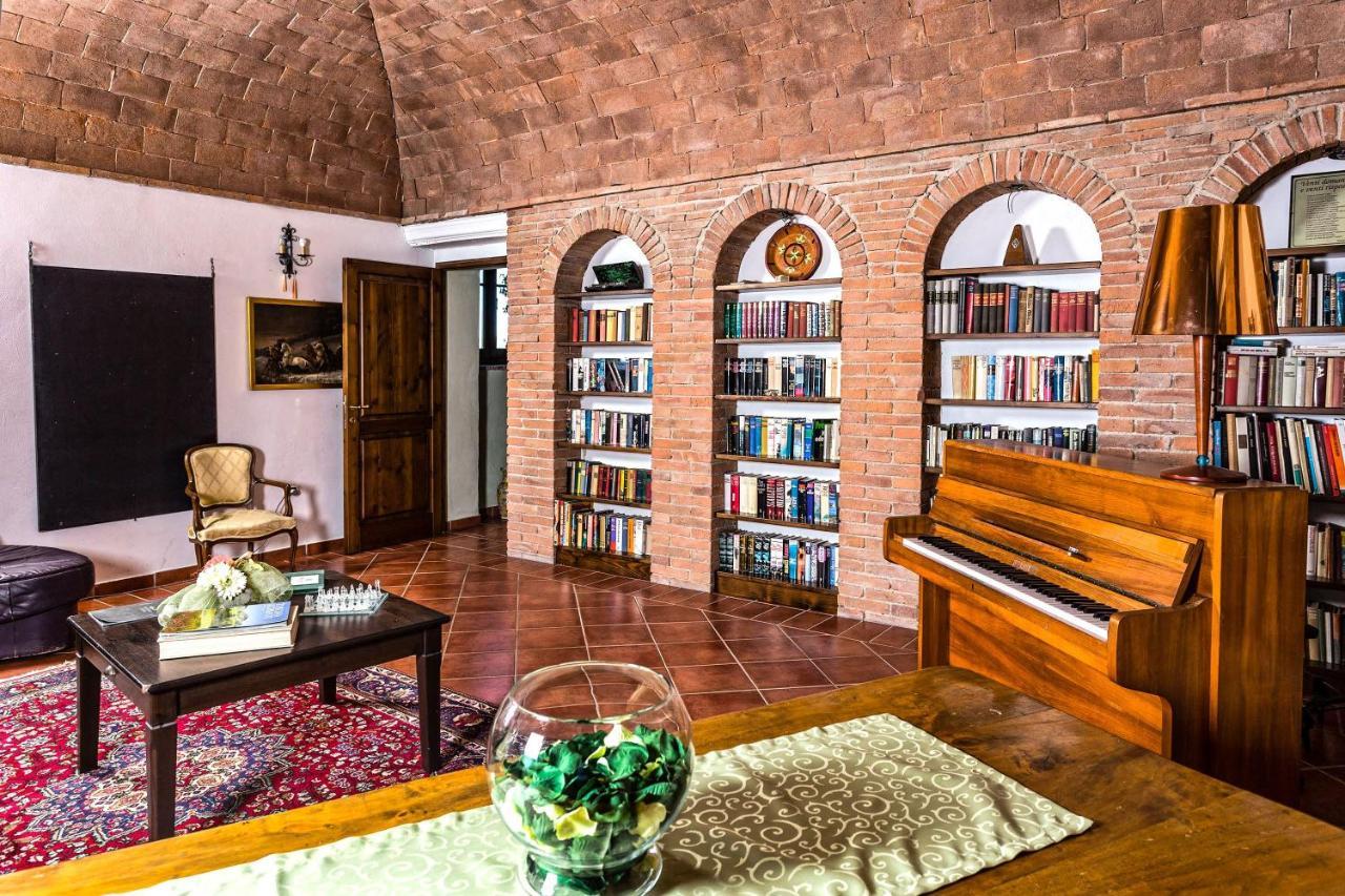 Poderino San Cristoforo Lajatico Exteriér fotografie
